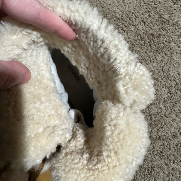 Sorel Joan Wedge II Shearling-Lined Boots Leather Platforms 8.5 - Picture 9 of 9